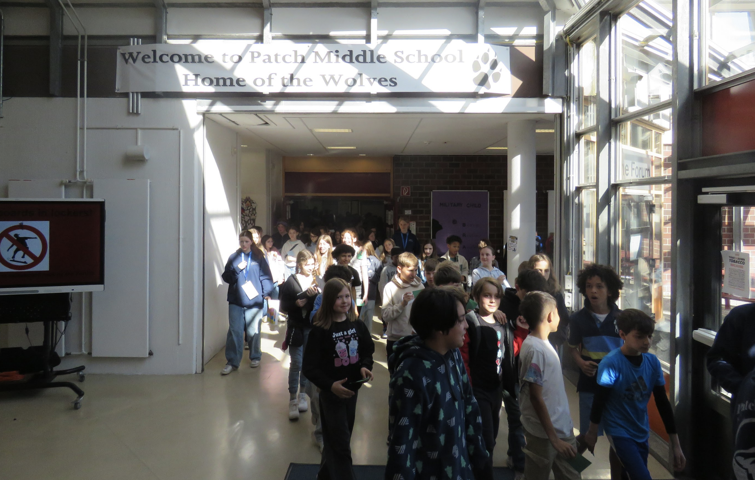 5th grade students attend orientation at Patch MS
